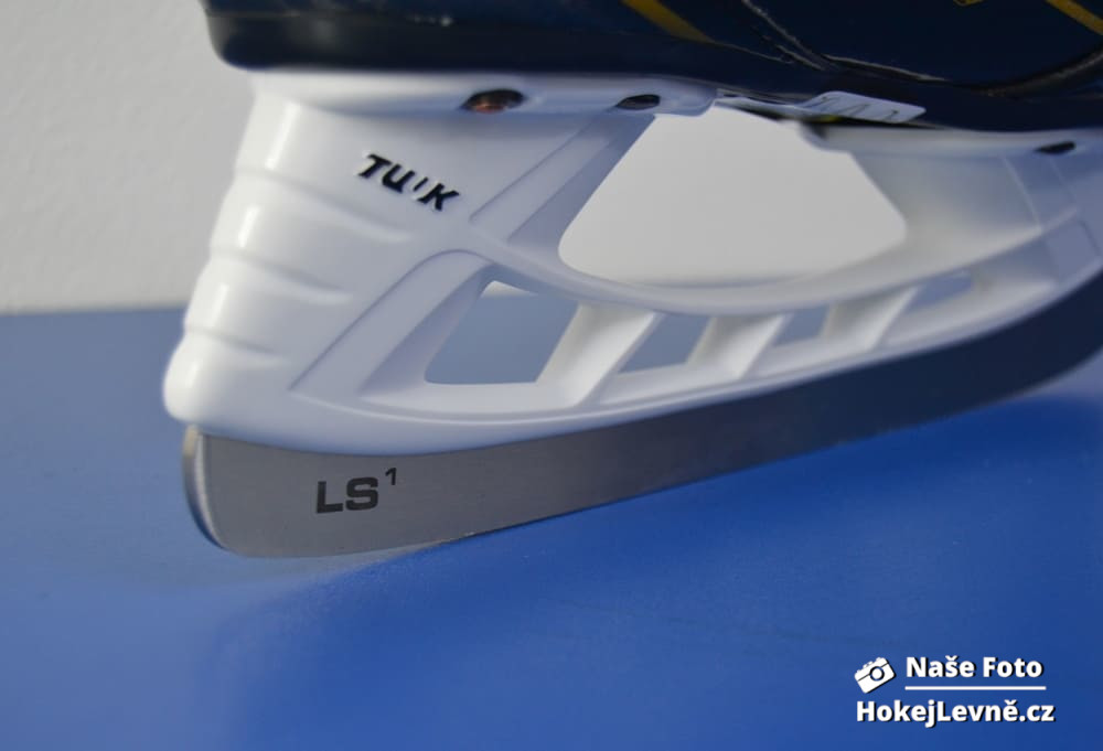 Hokejové Brusle Bauer Supreme M5 PRO Yth