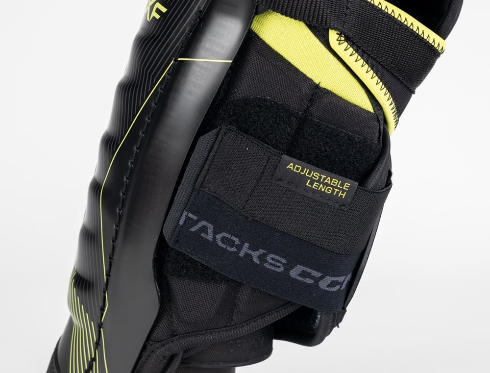 Chrániče holení CCM Tacks XF JR