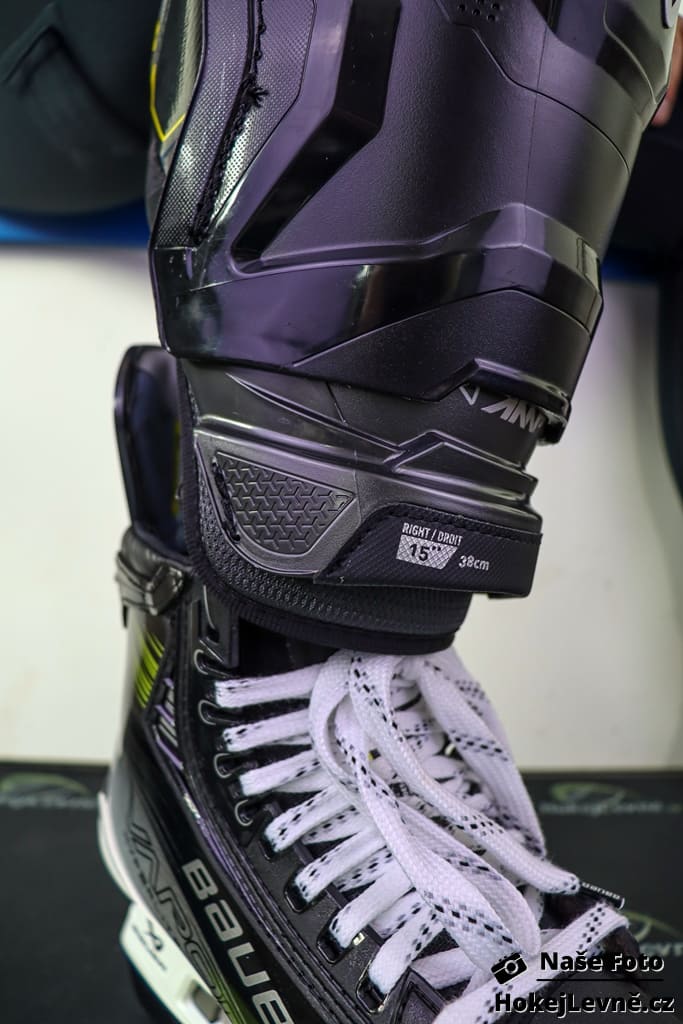 Chrániče holení Bauer Supreme M5 PRO JR
