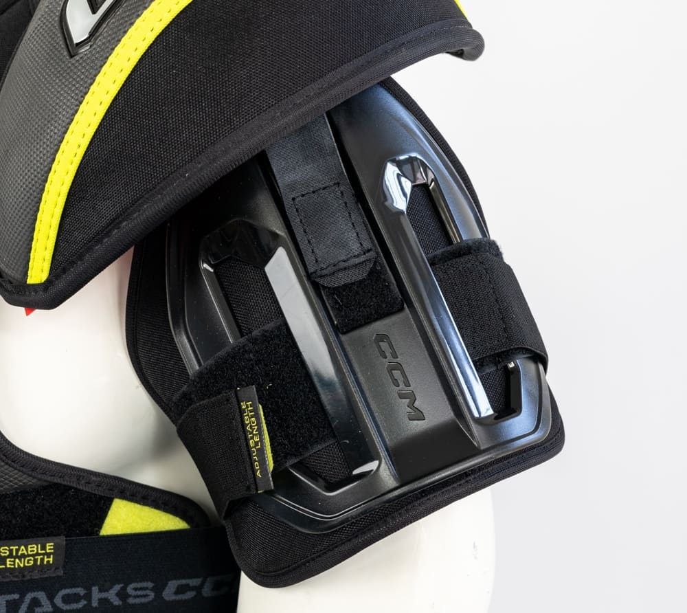 Chrániče ramen CCM Tacks XF SR