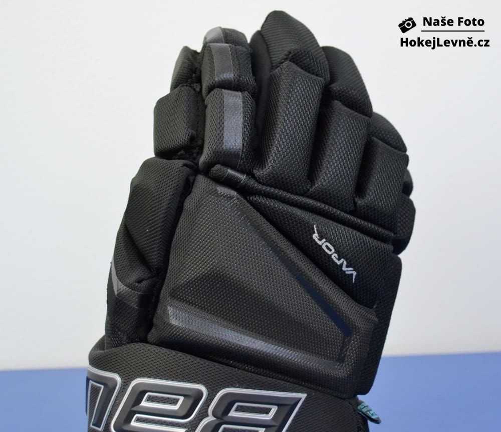Hokejové rukavice Bauer Vapor Hyperlite INT